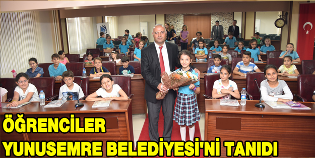 Öğrenciler Yunusemre Belediyesi'ni tanıdı